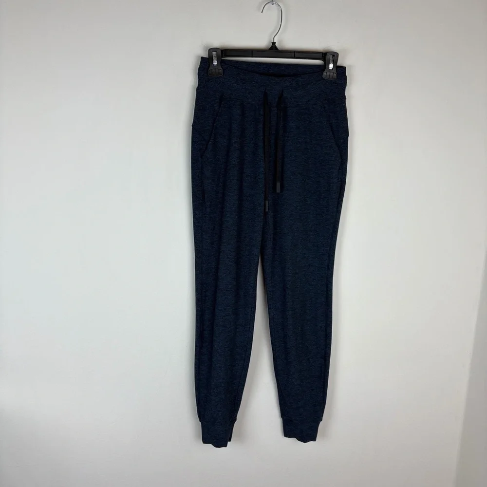 Lululemon Ready To Rulu Joggers Size 4 B12